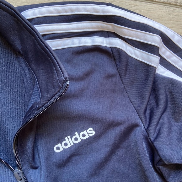 Adidas Women’s 3 Stripe Tricot FullZip Jacket Navy - Picture 6 of 13
